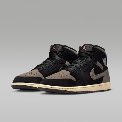 Air 1 Mid SE Shoes