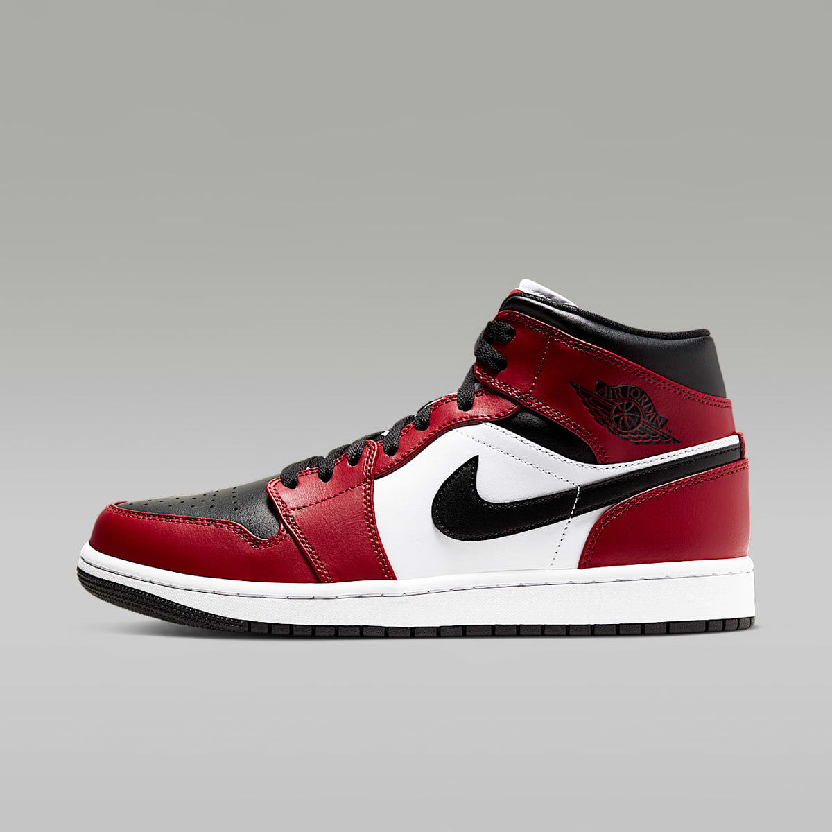 Air Jordan 1 Mid Sneakers