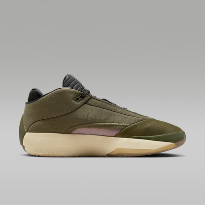 Air Jordan 40 "Heritage" Basketball Sneakers