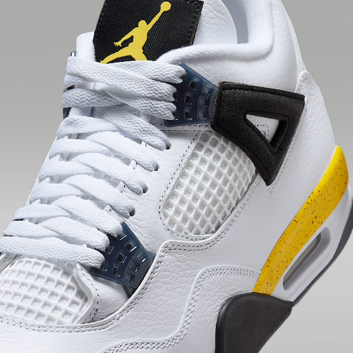 Air 4 Retro Tour Yellow IO2463- 102