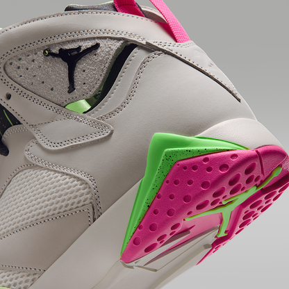 Air 7 Retro Tennis Day IV6508- 030