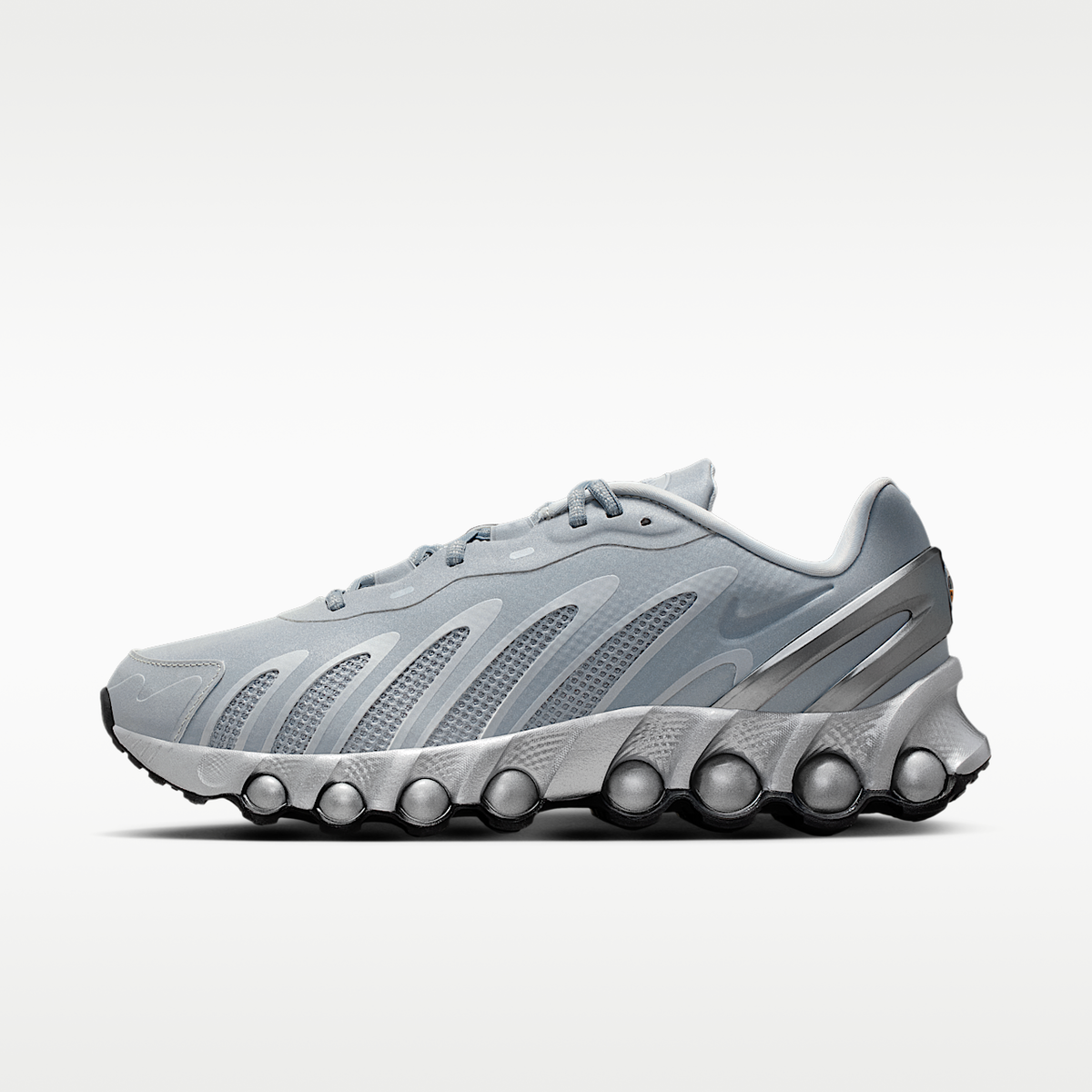 Air Max Dn8 Shoes Metallic Silver/Black/Metallic Silver