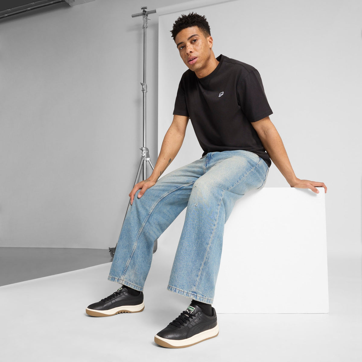 GV Special Base Retro Sneakers