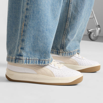 GV Special Base Retro Sneakers