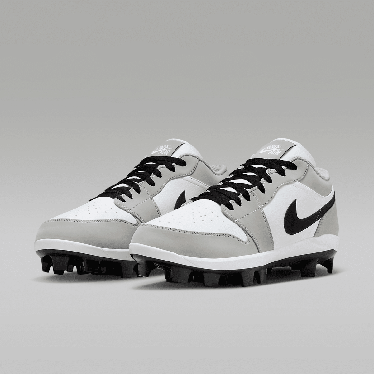 1 Retro MCS Low Baseball Cleats Sneakers