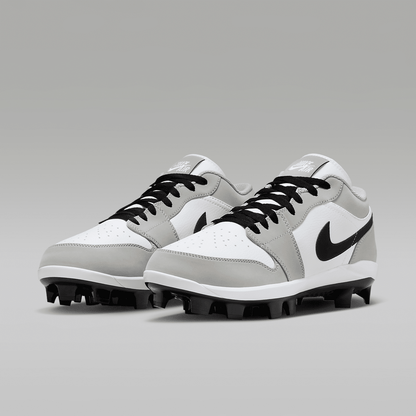 1 Retro MCS Low Baseball Cleats Sneakers