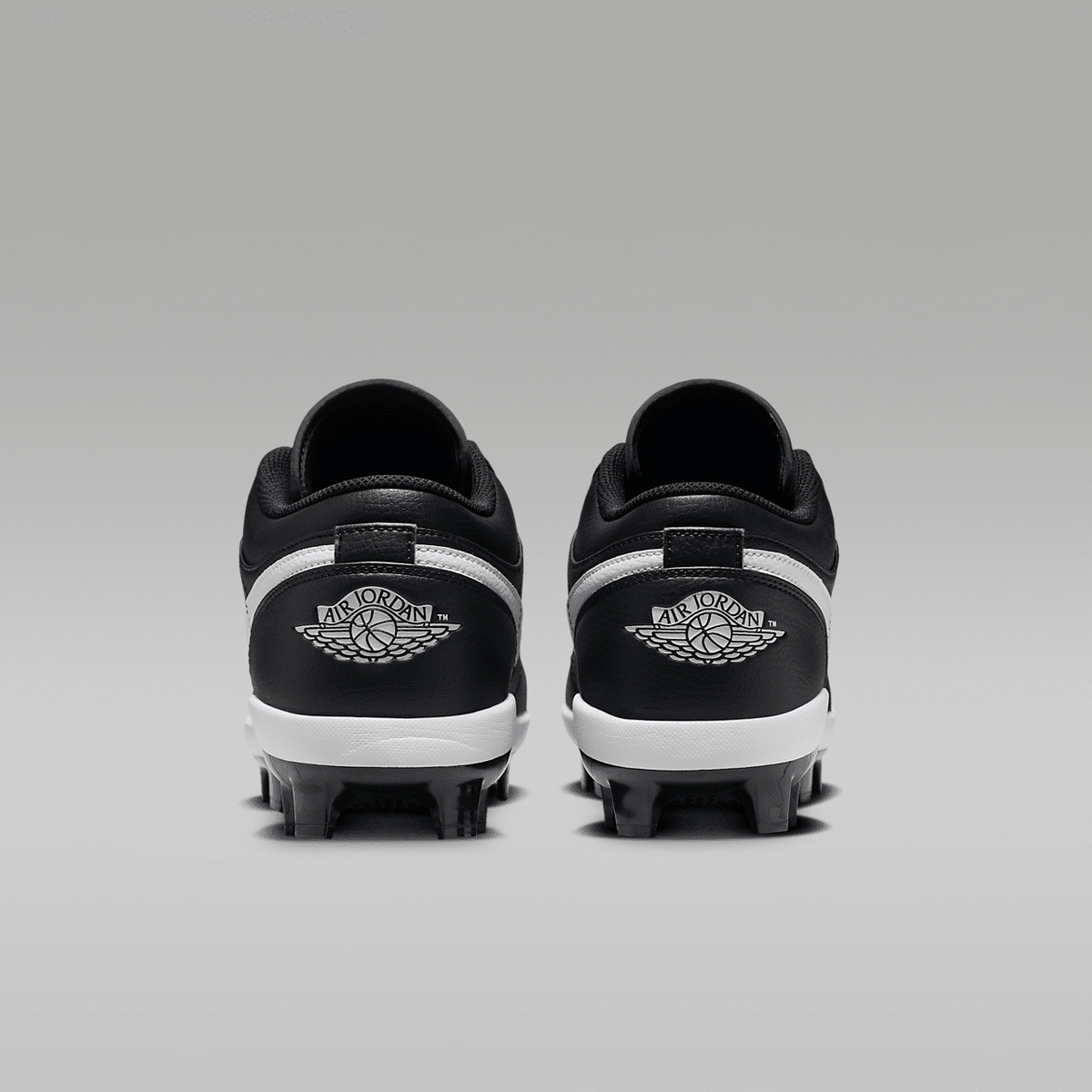 1 Retro MCS Low Baseball Cleats Sneakers