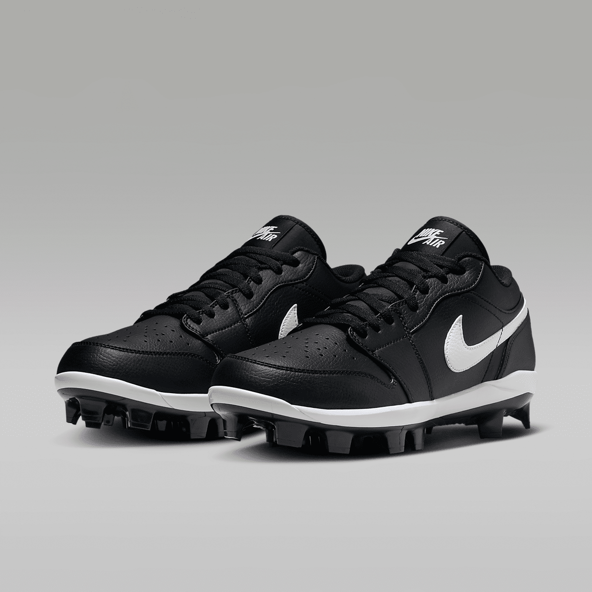 1 Retro MCS Low Baseball Cleats Sneakers