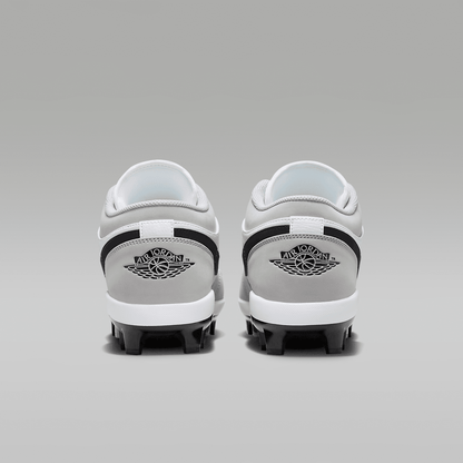 1 Retro MCS Low Baseball Cleats Sneakers