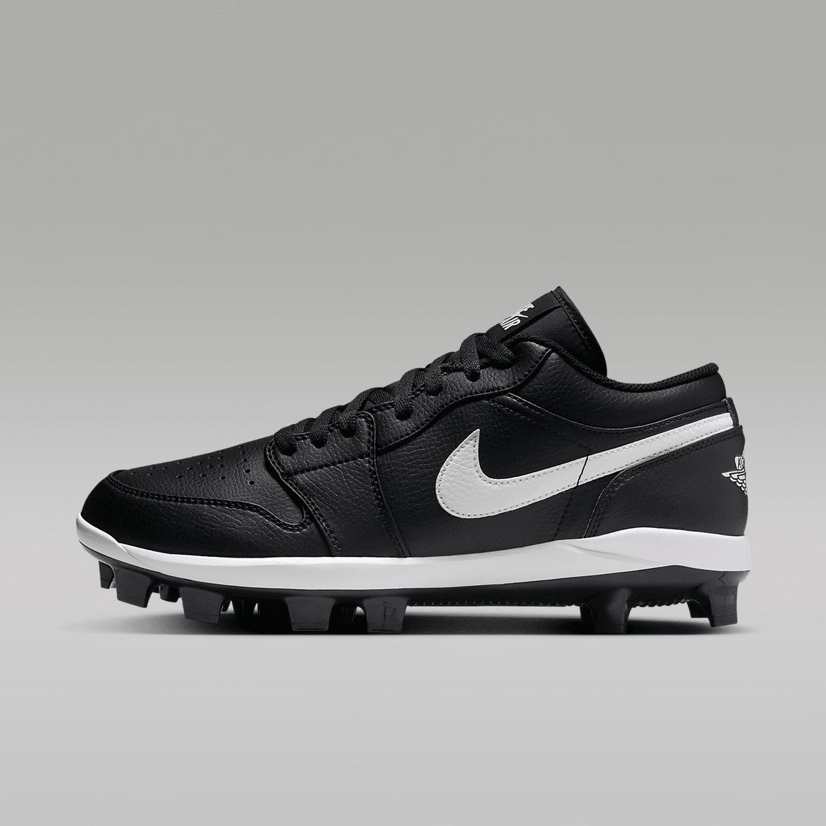 1 Retro MCS Low Baseball Cleats Sneakers