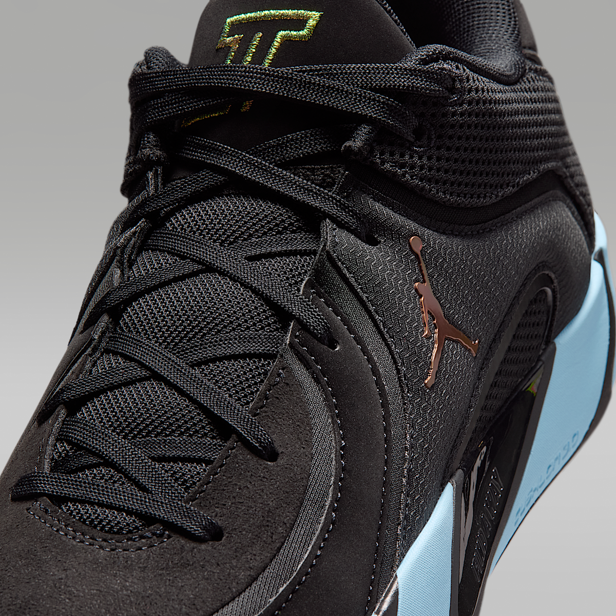 Tatum 4 Basketball Sneakers