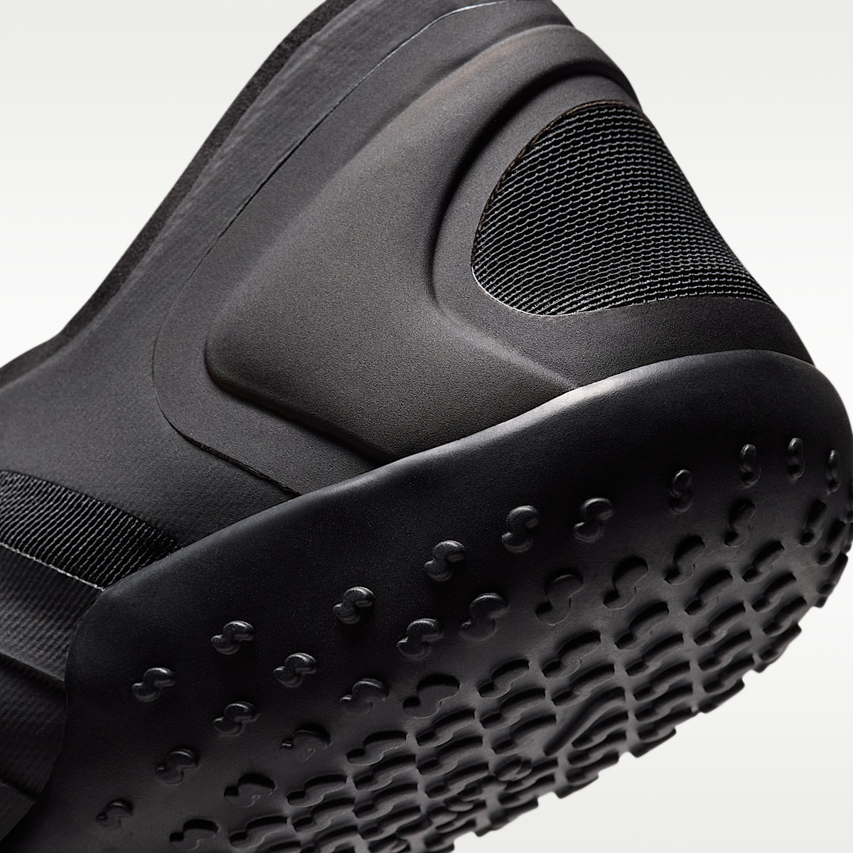 SKIMS Rift Mesh IO7694- 001