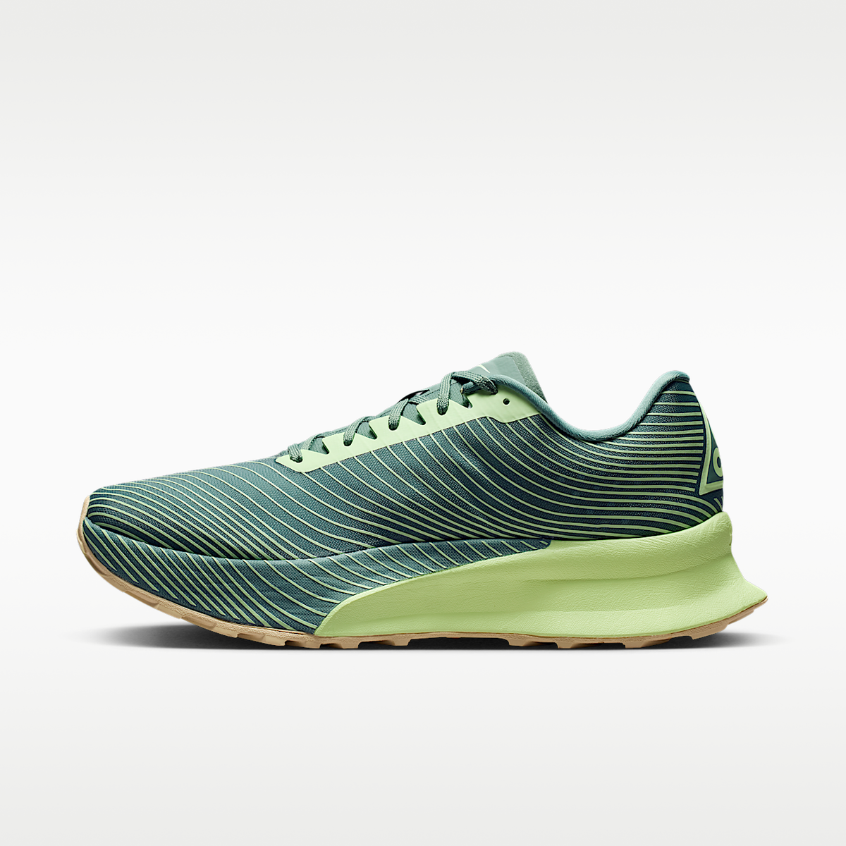 ACG Ultrafly Trail Trail Racing Sneakers