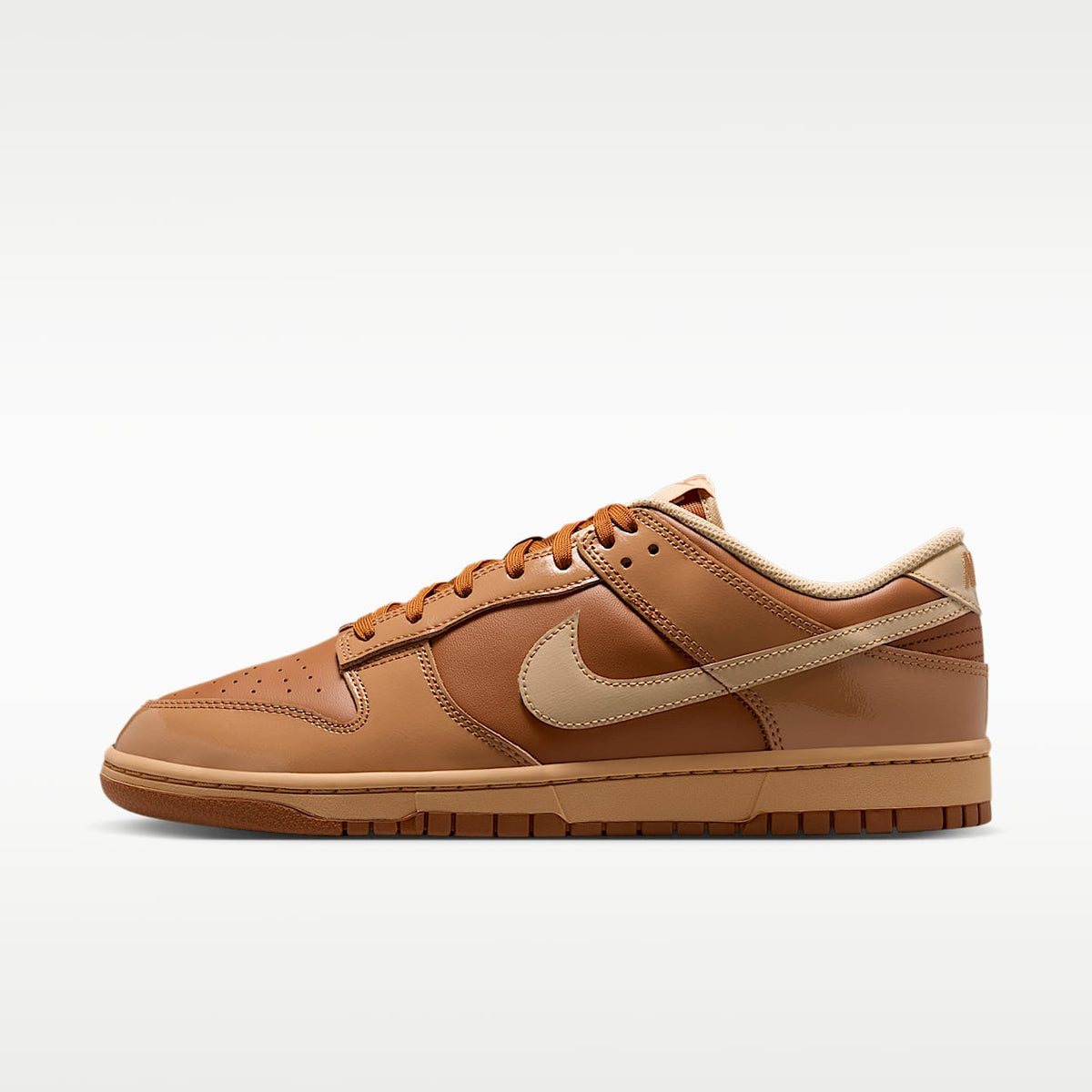 Dunk Low Retro Sneakers