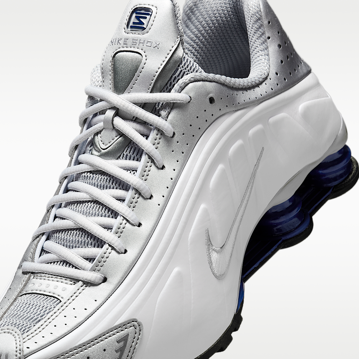 Shox R4 Shoes