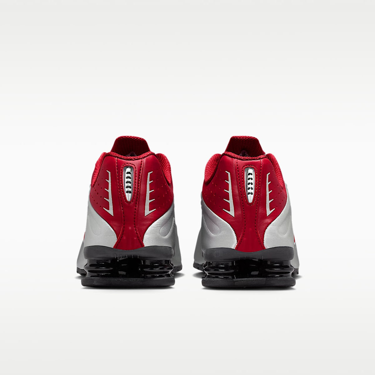 Shox R4 Shoes