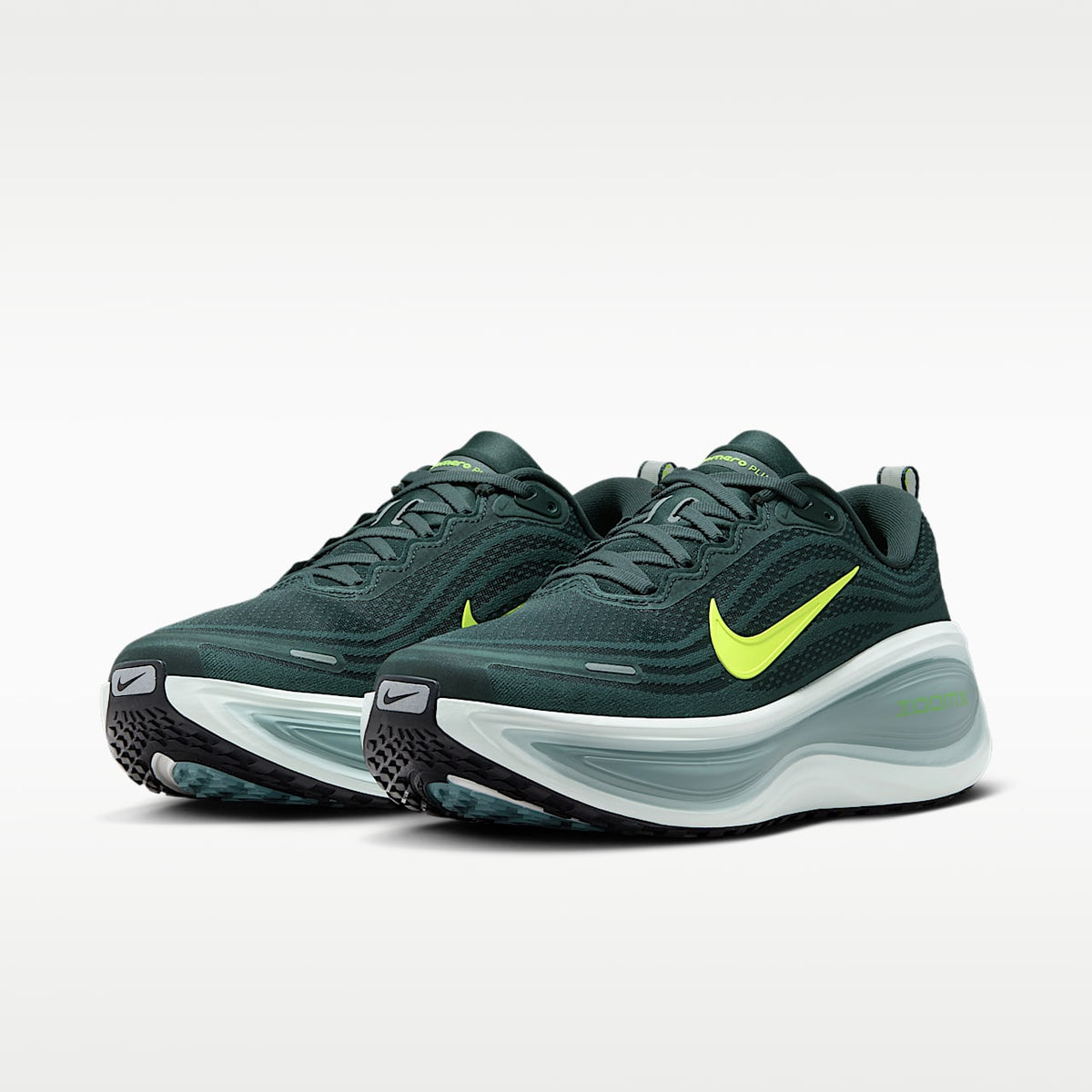 Vomero Plus Road Running Shoes