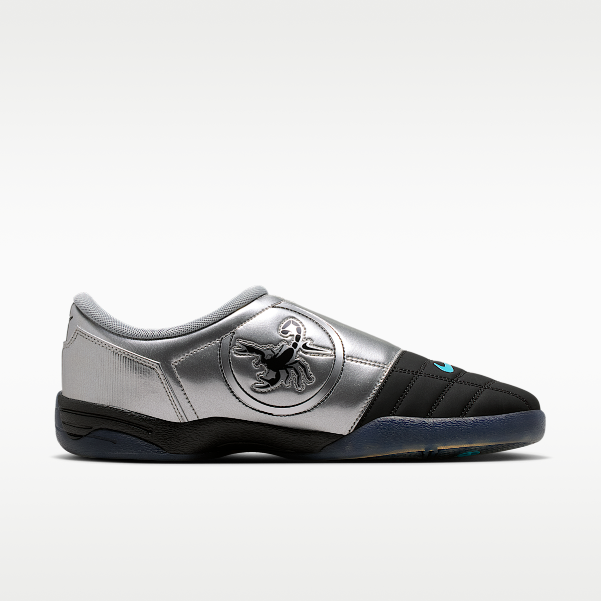 Total 90 Lifestyle Soccer Sneakers