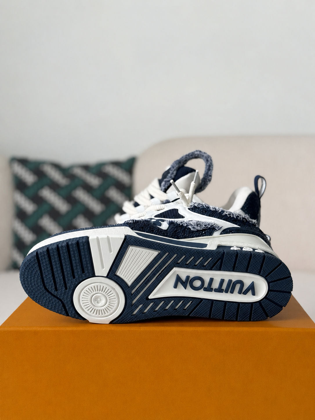 LV Skate Designer Sneakers Marine White