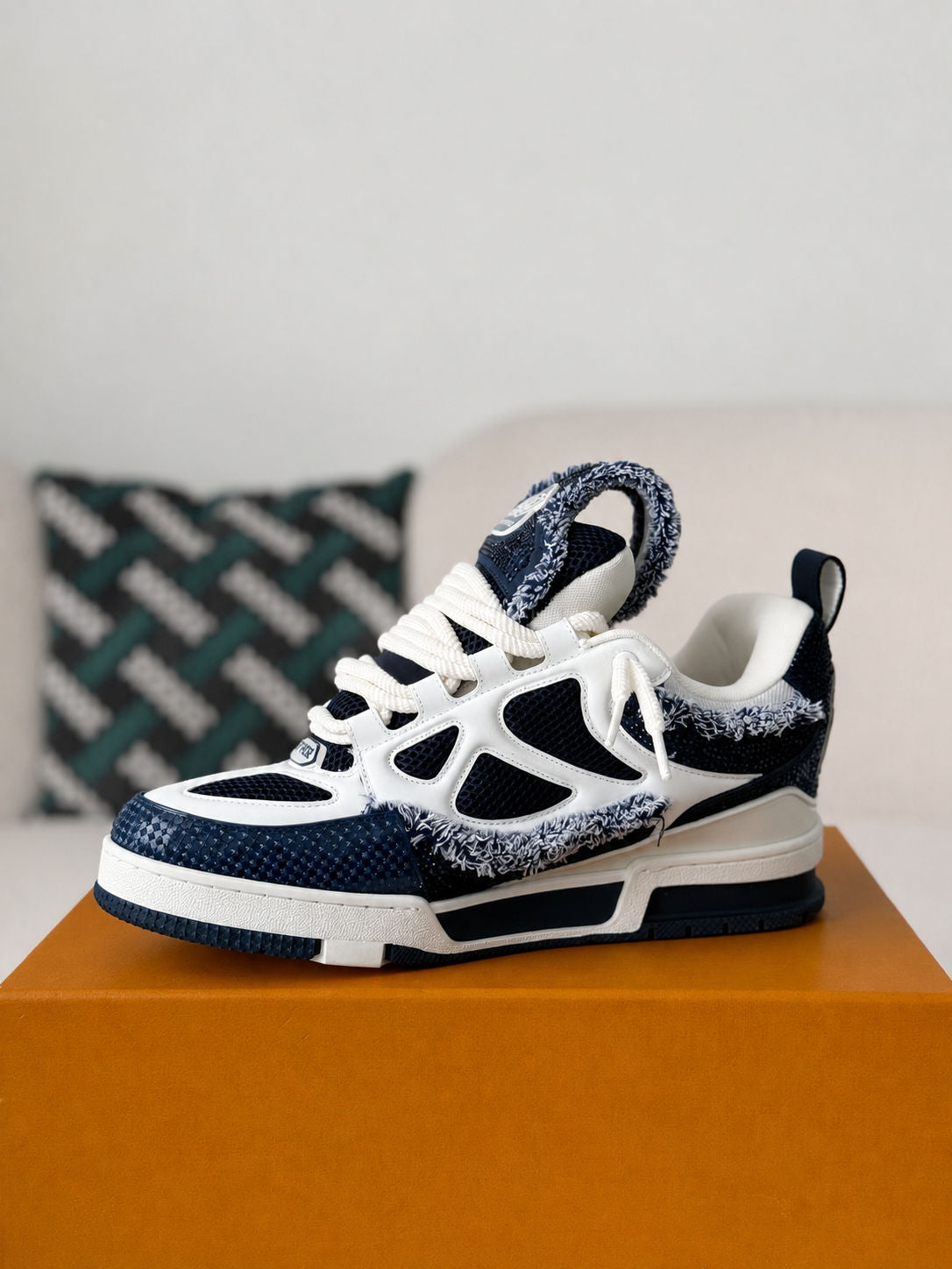 LV Skate Designer Sneakers Marine White