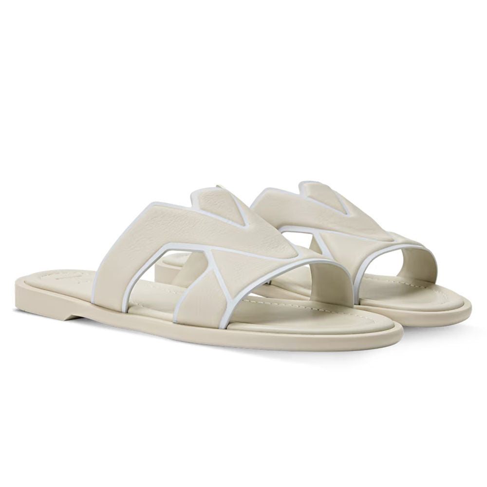 LV Oasis Classic Mules Beige