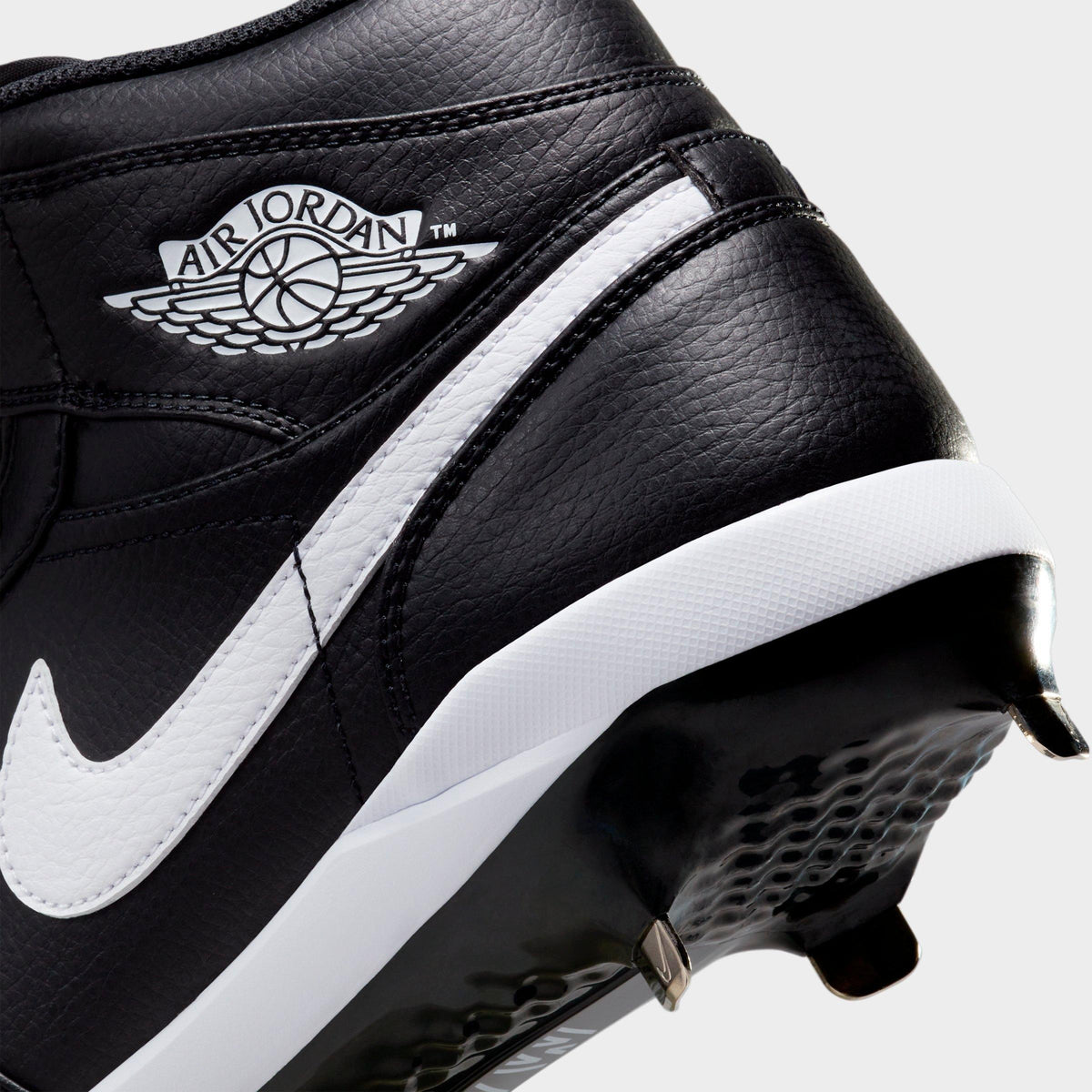 Air 1 Retro Metal Baseball Cleats
