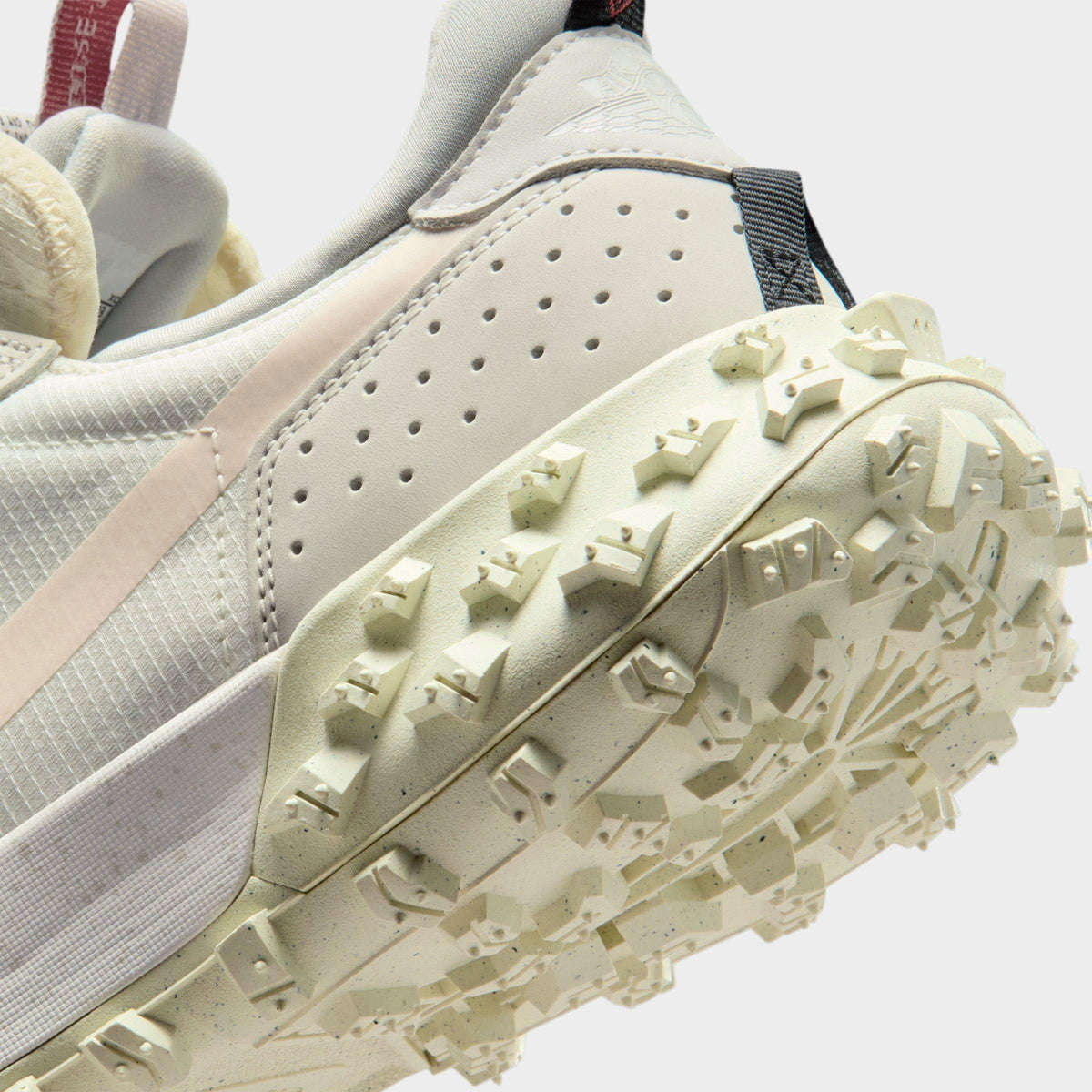 Air 1 Low A/T GORE-TEX Casual Shoes