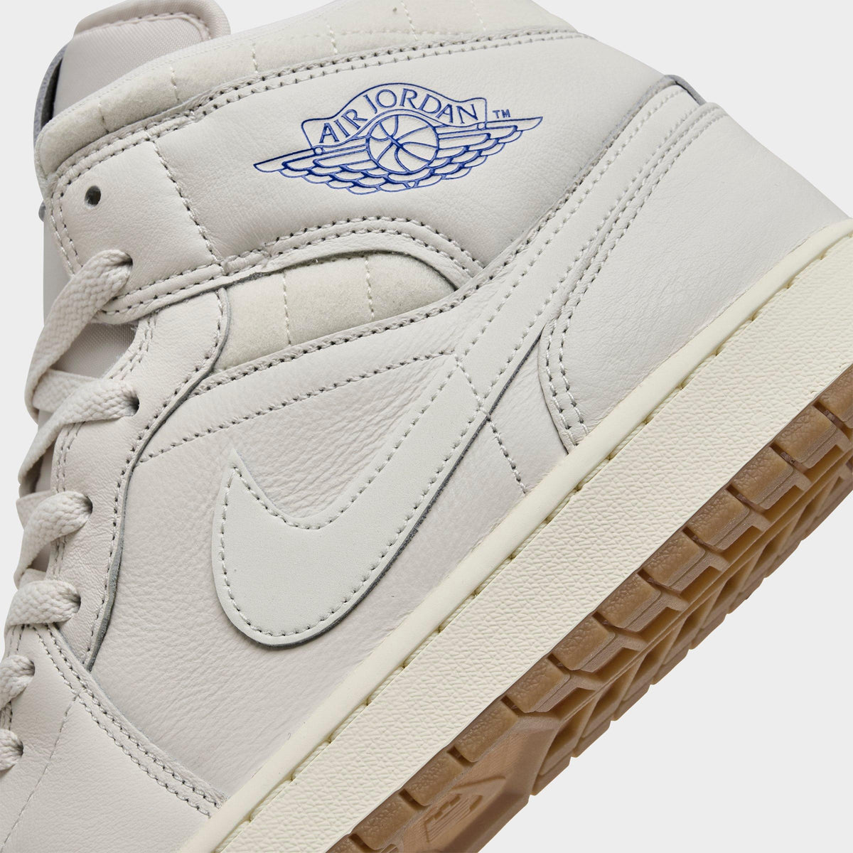 Air Retro 1 Mid SE Casual Shoes