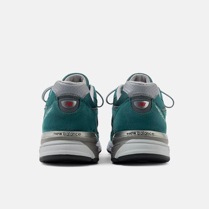 Unisex 990v4 Lifestyle Sneakers