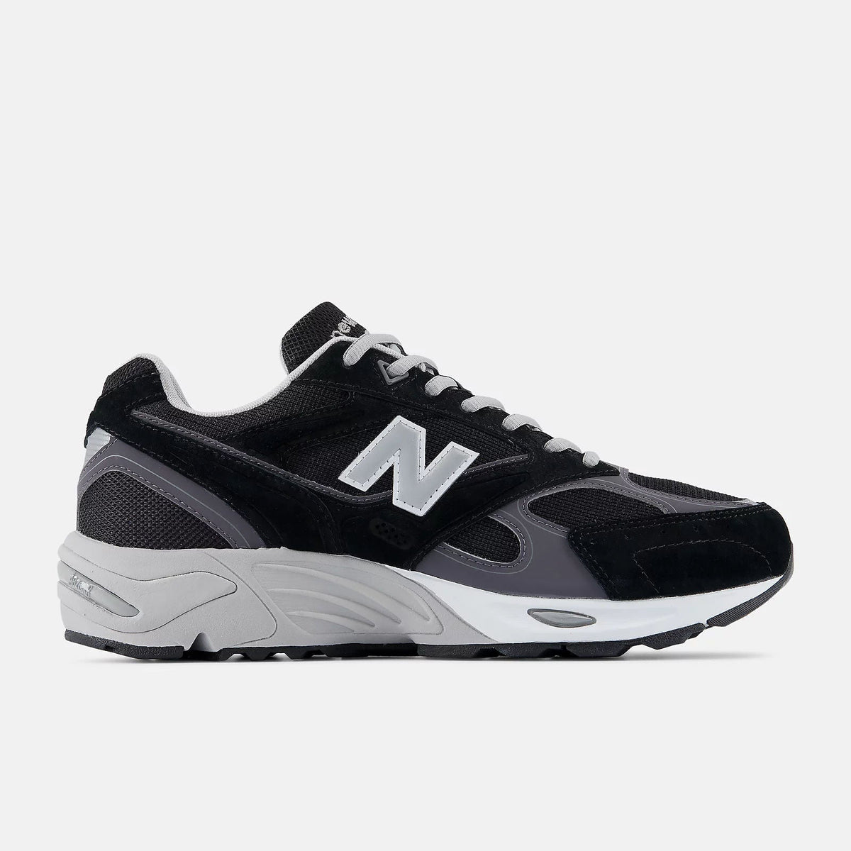 Unisex 880R Lifestyle Sneakers