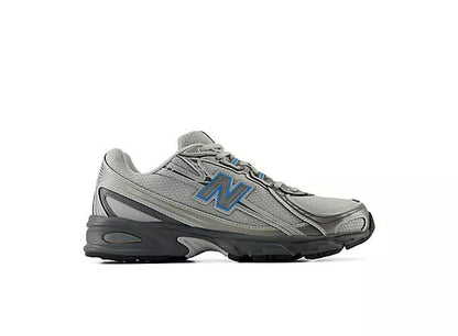Unisex 740 Running Shoes
