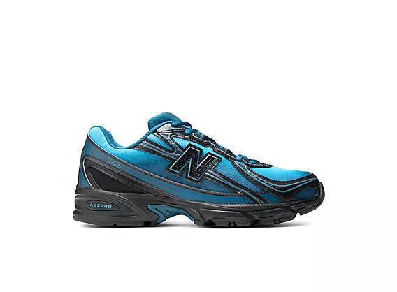 Unisex 740 Running Shoes