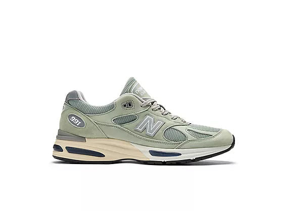 Unisex 991v2 Lifestyle Sneakers
