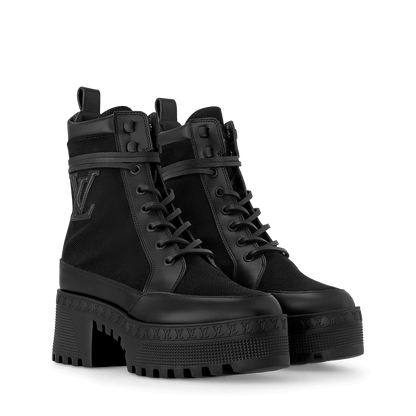 Laureate Platform Desert Boot Black 1AC7RU