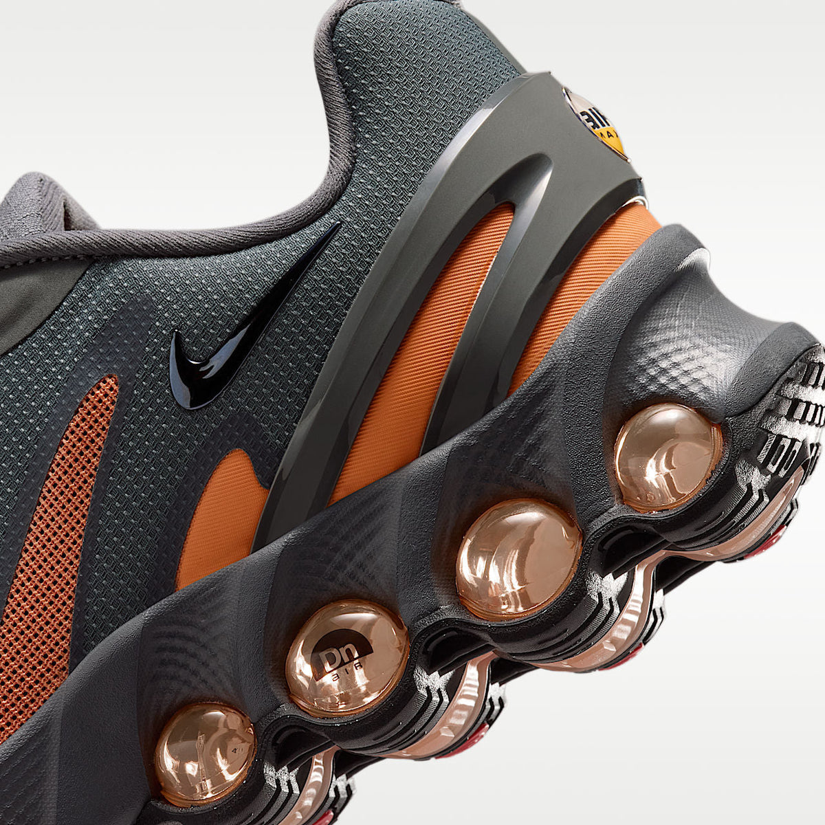 Air Max Dn8 Shoes Dark Grey/Orange Frost/Black
