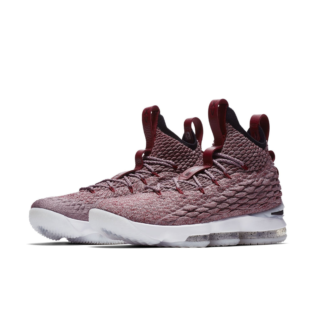 Lebron 15 Basketball Shoes
